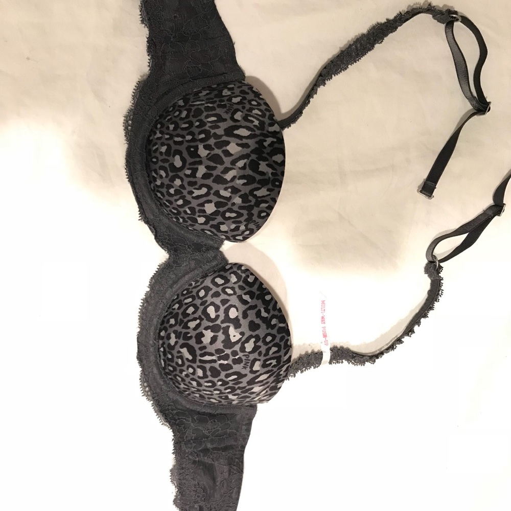 BRAND NEW PINK VICTORIA SECRET MULTIWAY BRA 34AA